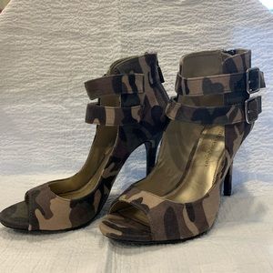 Christian Siriano Camouflage Shoes